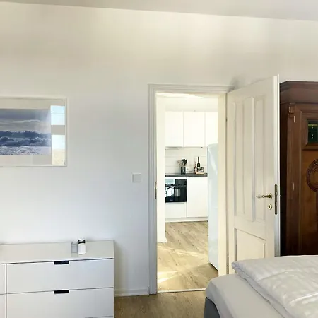 Sanssouci Granitzblick Остзебад Бинц